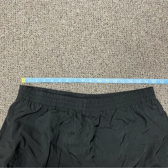 Retro Reebok Athletic Shorts - Picture 4 of 4